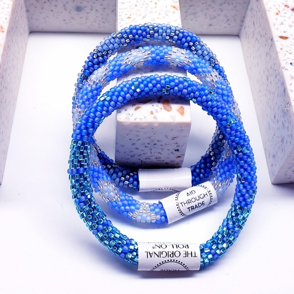 BOARDWALK -Original Roll-On® Bracelets, 7" round, made in Nepal #1 (3 pieces) - Picture 1 of 5